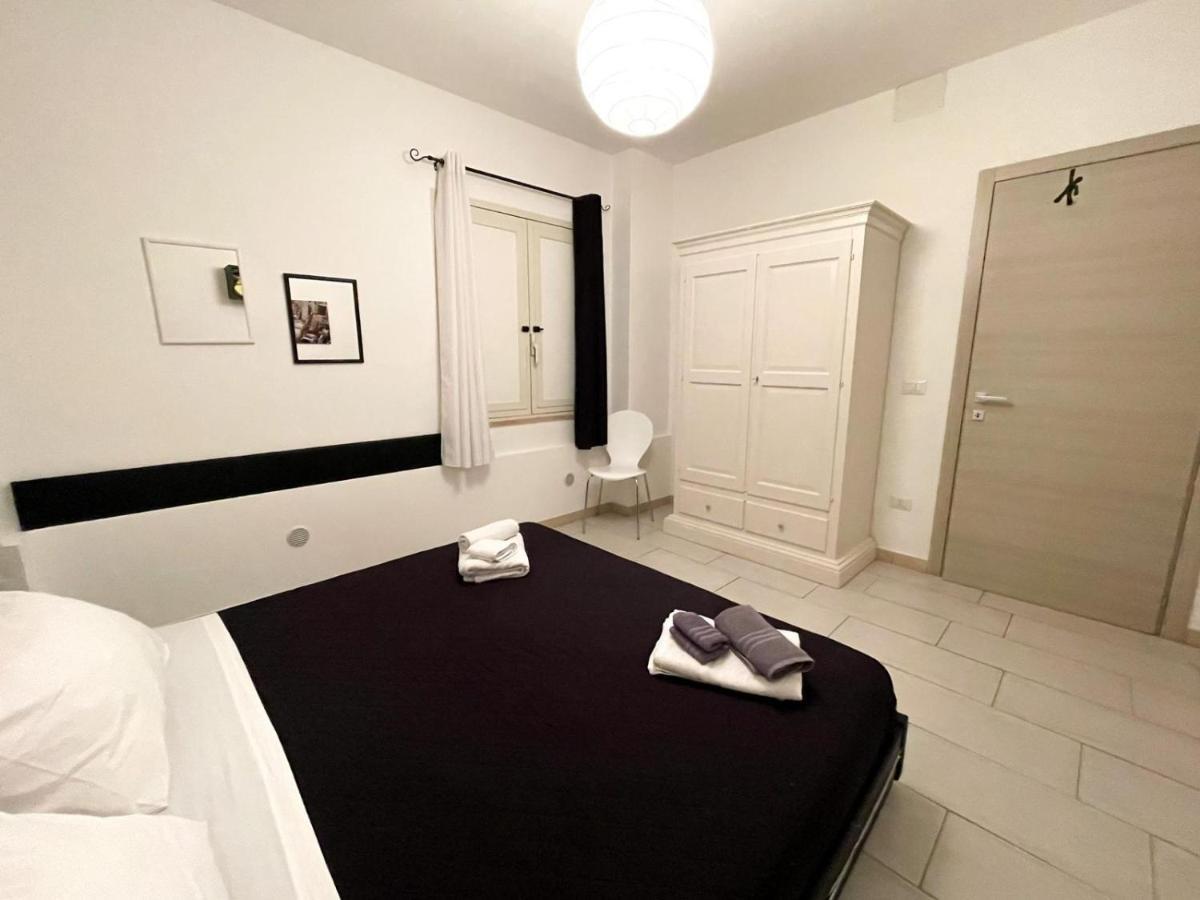 Red Ginger Apartment Oristano Bagian luar foto